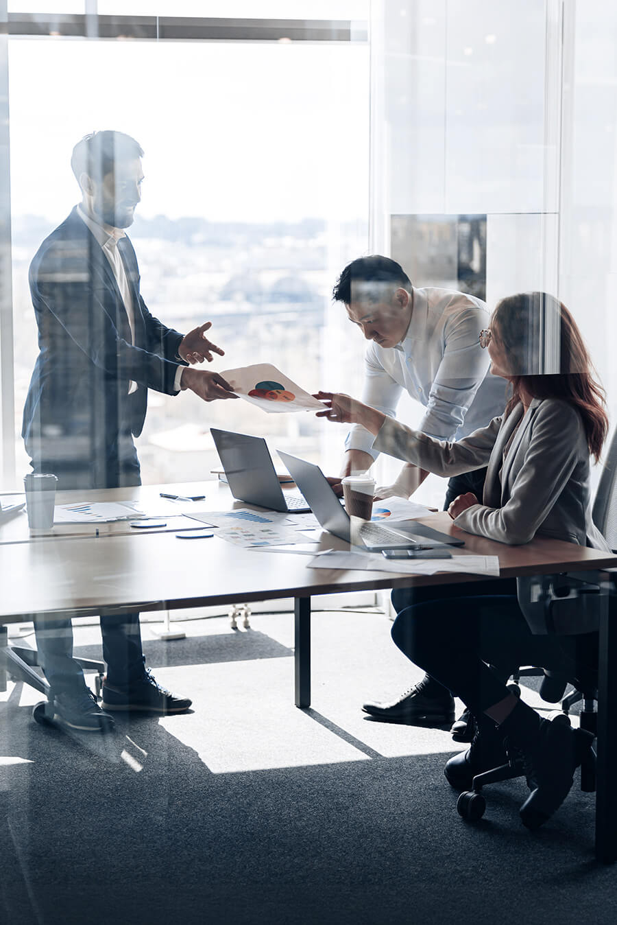 Equipe de consultoria em ação